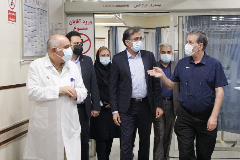 بازدید دکتر زارعی معاون درمان دانشگاه علوم پزشکی استان هرمزگان از بیمارستان کیش